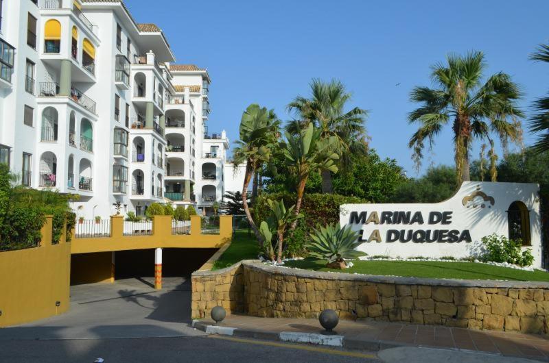 Penthouse Marina La Duquesa Apartamento Manilva Exterior foto